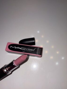 Brand New MAC Cosmetics Satin Lipstick in Shade Pink Pepperminy